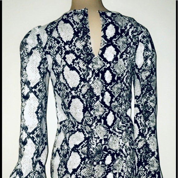 Express blouse snakeskin pattern long sleeve - Picture 5 of 6